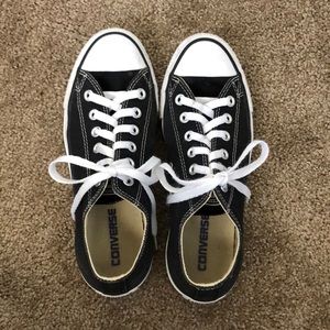 Black converse